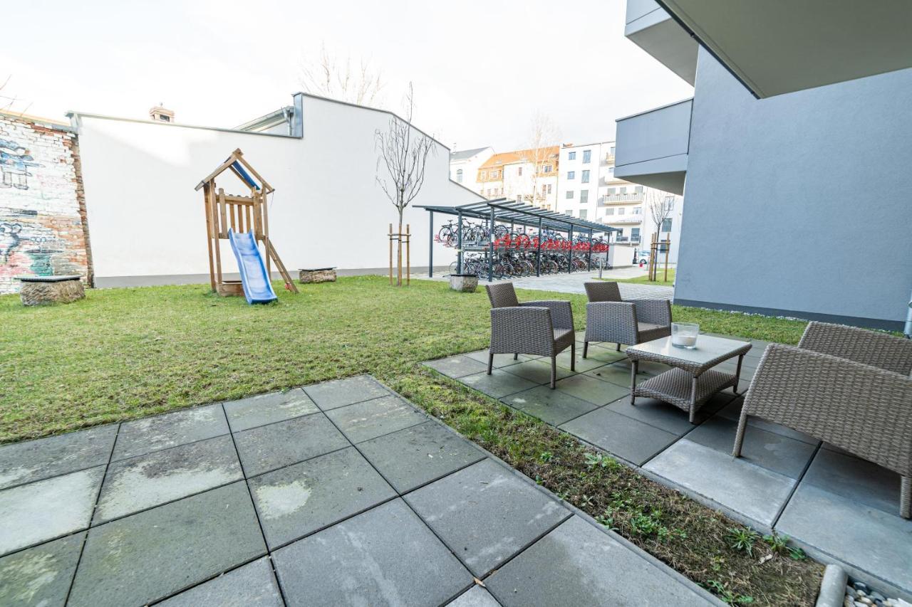Fullhouse - Dresden - A6 - Washing Machine - Terrace - Nespresso Appartement Buitenkant foto